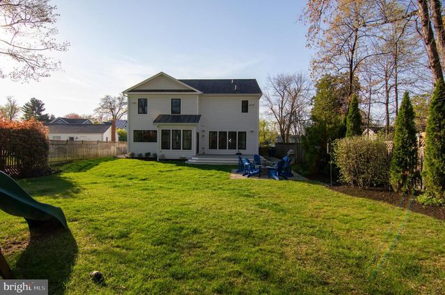 204 BATTLE ST SW, Vienna, VA 22180