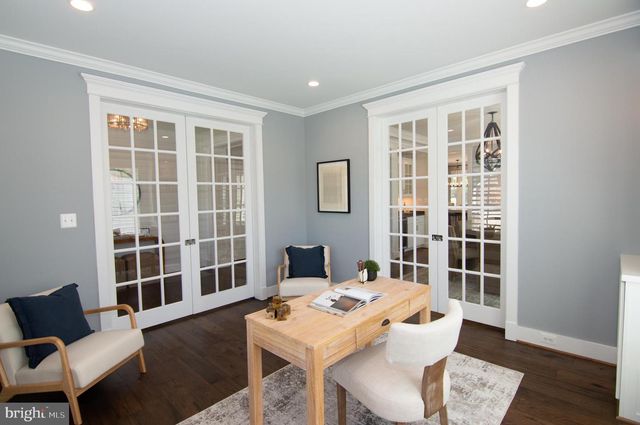 204 BATTLE ST SW, Vienna, VA 22180