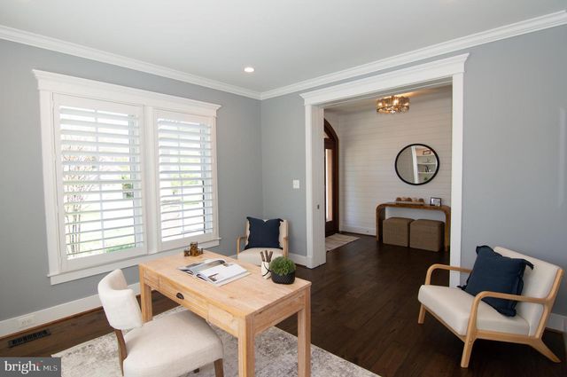 204 BATTLE ST SW, Vienna, VA 22180