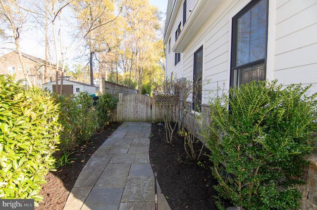204 BATTLE ST SW, Vienna, VA 22180