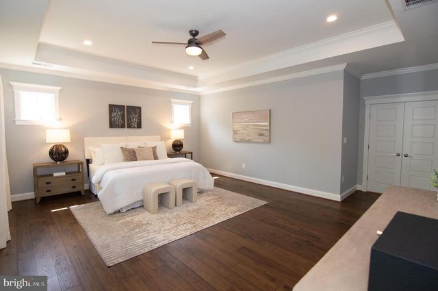 204 BATTLE ST SW, Vienna, VA 22180