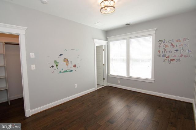 204 BATTLE ST SW, Vienna, VA 22180
