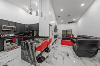 3245 NE 11 Drive, Homestead, FL 33033