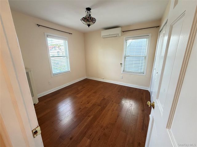 18917 45th Avenue, Flushing, NY 11358
