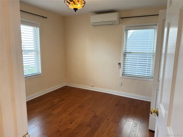 18917 45th Avenue, Flushing, NY 11358
