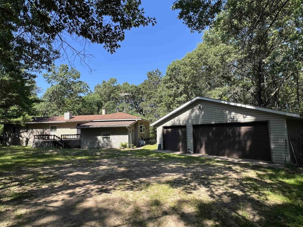 N143 PINE LANE, Waupaca, WI 54981