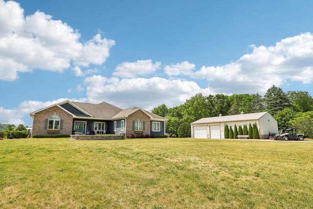 1611 51st STREET, Caledonia, WI 53108