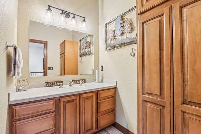 1611 51st STREET, Caledonia, WI 53108
