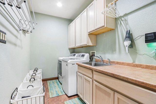 1611 51st STREET, Caledonia, WI 53108