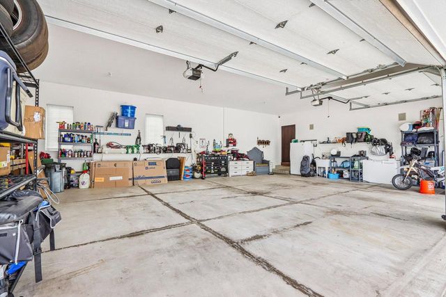 1611 51st STREET, Caledonia, WI 53108