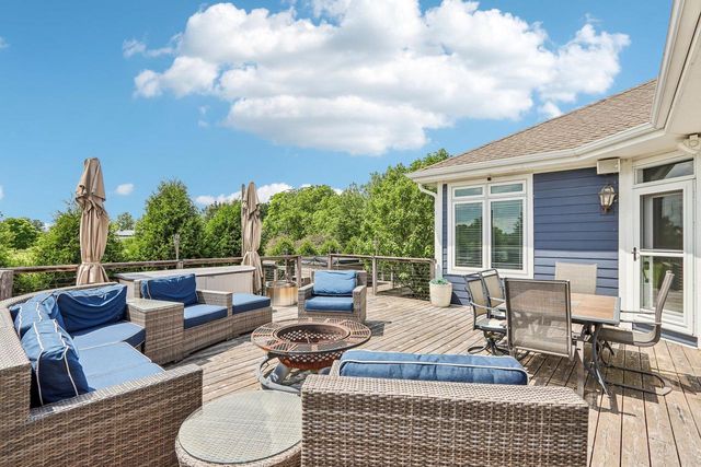 1611 51st STREET, Caledonia, WI 53108
