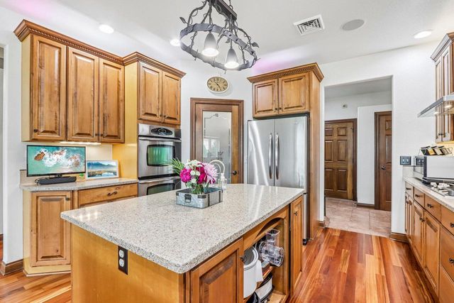 1611 51st STREET, Caledonia, WI 53108