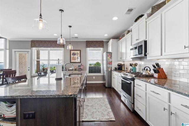 304 OXFORD WAY, Pelham, AL 35124