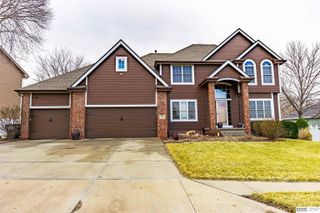 9917 Brentwood Drive, La Vista, NE 68128