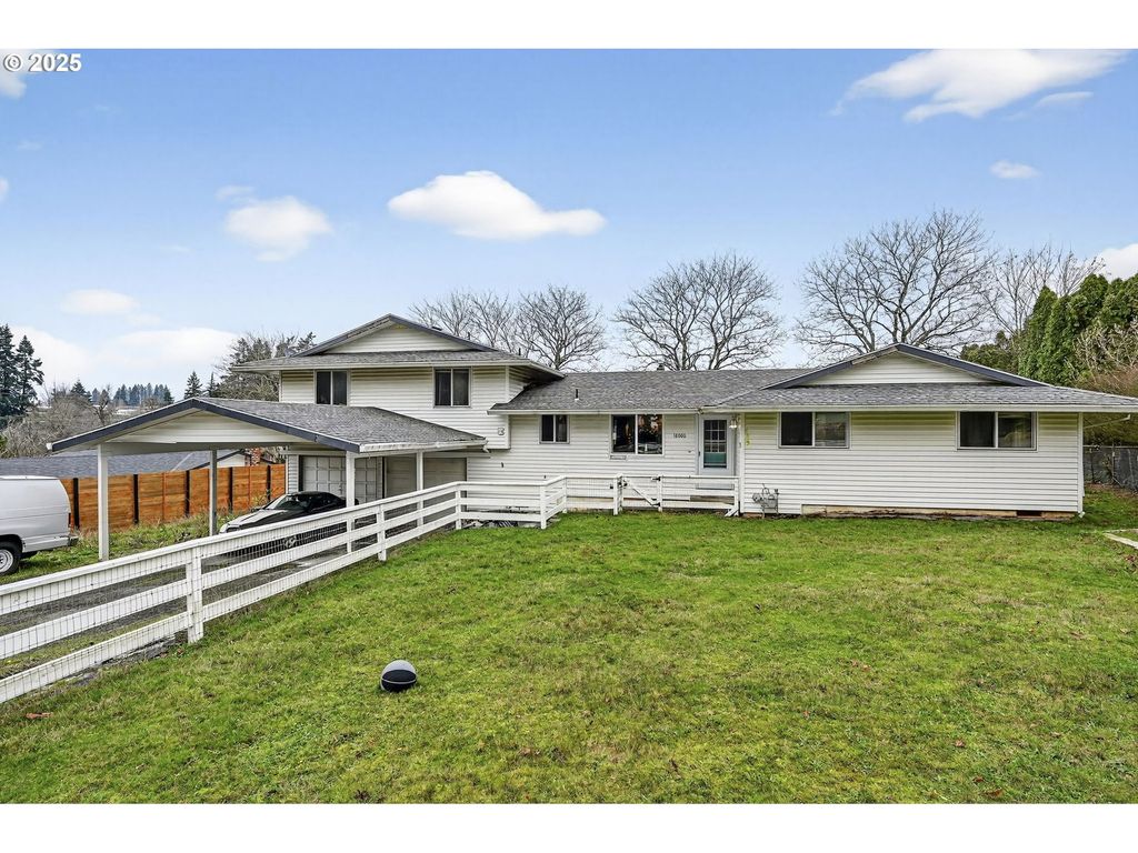 10800 Se KATHY Ln, Boring, OR 97009