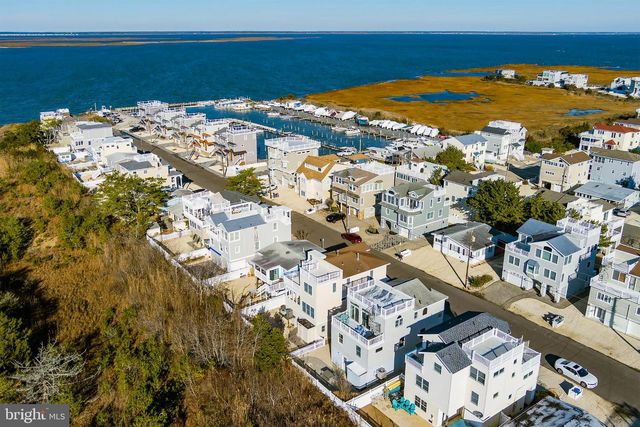 18 W TEBCO TER, Long Beach, NJ 08008