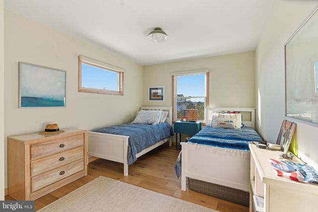 18 W TEBCO TER, Long Beach, NJ 08008