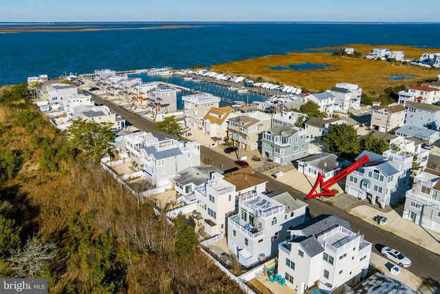 18 W TEBCO TER, Long Beach, NJ 08008