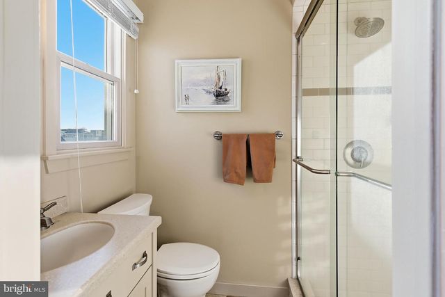 18 W TEBCO TER, Long Beach, NJ 08008