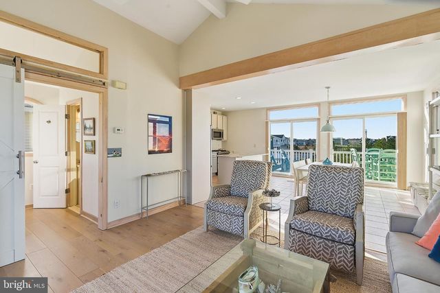 18 W TEBCO TER, Long Beach, NJ 08008