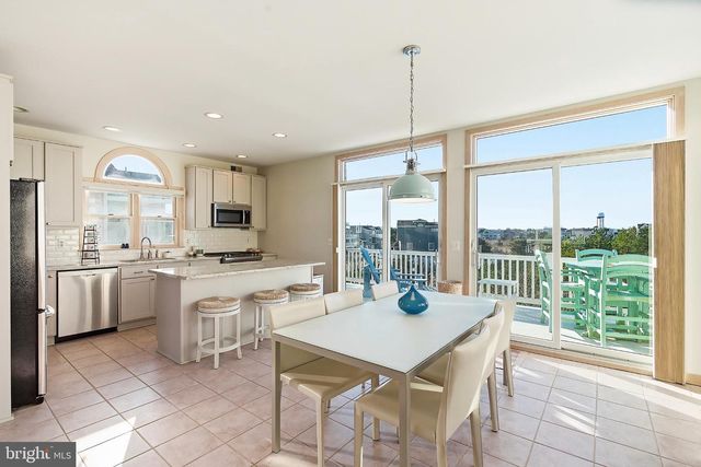 18 W TEBCO TER, Long Beach, NJ 08008