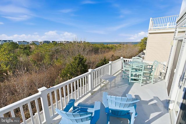 18 W TEBCO TER, Long Beach, NJ 08008