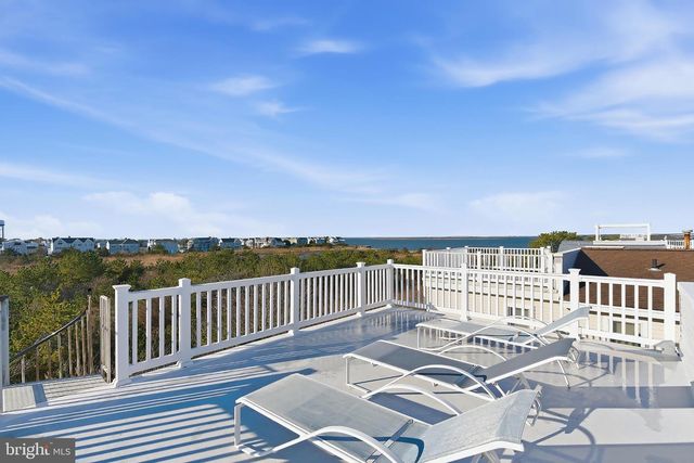 18 W TEBCO TER, Long Beach, NJ 08008