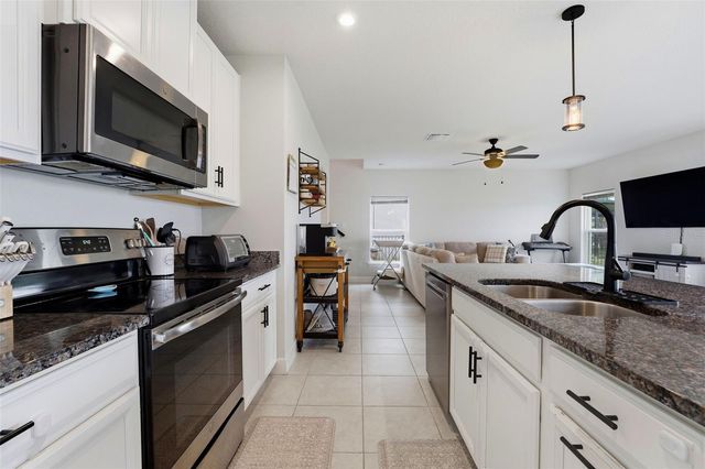 11016 DAYBREAK GLEN, Parrish, FL 34219