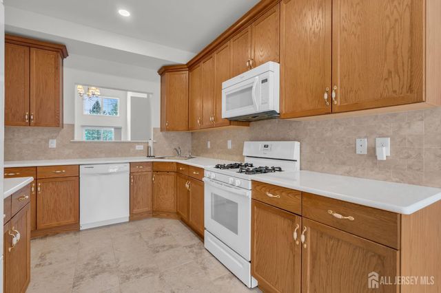 802 schindler Drive, South Brunswick, NJ 08852