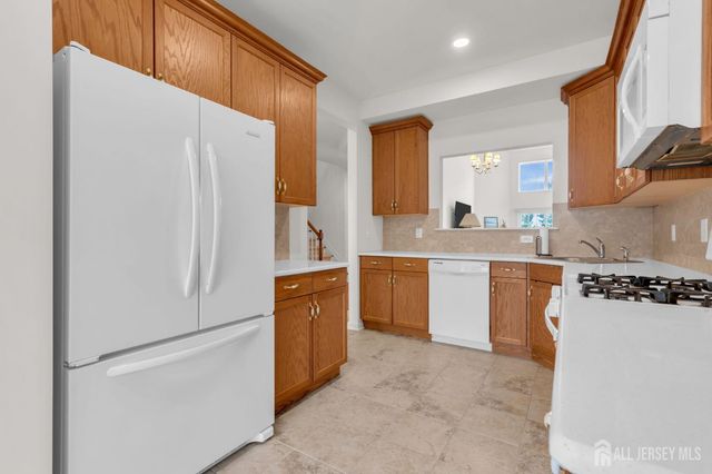 802 schindler Drive, South Brunswick, NJ 08852