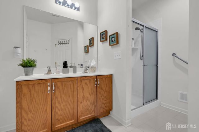 802 schindler Drive, South Brunswick, NJ 08852