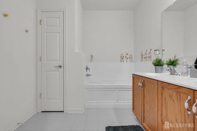 802 schindler Drive, South Brunswick, NJ 08852