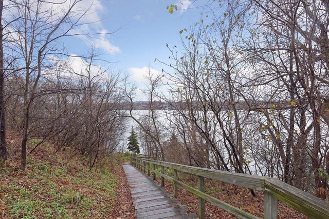 212 Interlachen Road, Burnsville, MN 55306