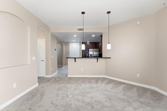 5350 E Deer Valley Drive Unit 3232, Phoenix, AZ 85054