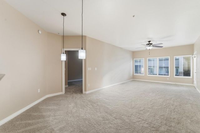 5350 E Deer Valley Drive Unit 3232, Phoenix, AZ 85054