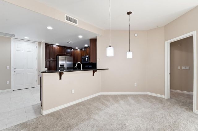 5350 E Deer Valley Drive Unit 3232, Phoenix, AZ 85054