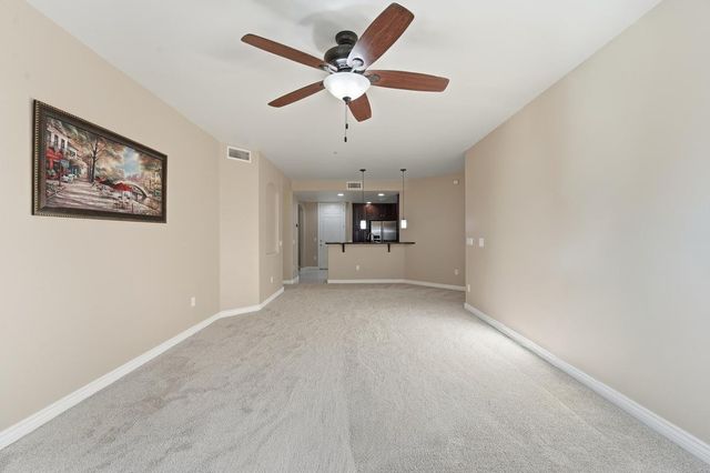 5350 E Deer Valley Drive Unit 3232, Phoenix, AZ 85054