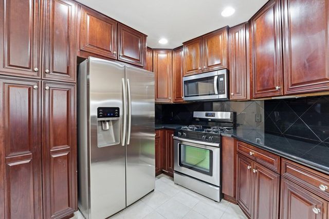 5350 E Deer Valley Drive Unit 3232, Phoenix, AZ 85054