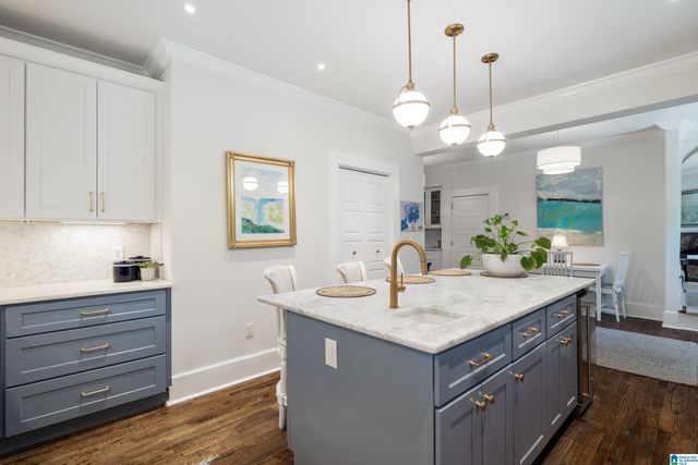 2408 PARK LANE S, Mountain Brook, AL 35213