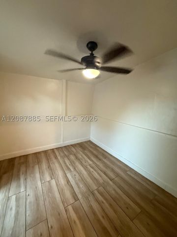 2484 SW 10th St, Miami, FL 33135