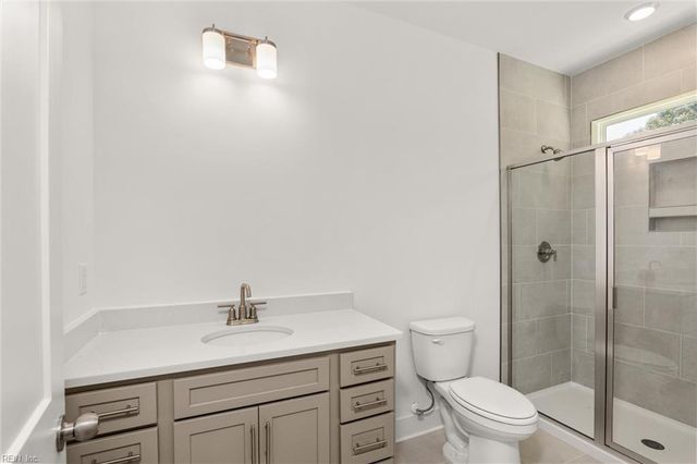 MM Charleston, Suffolk, VA 23434