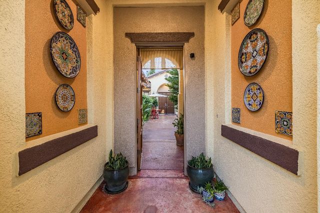 3750 Clubside Ln, Sacramento, CA 95835