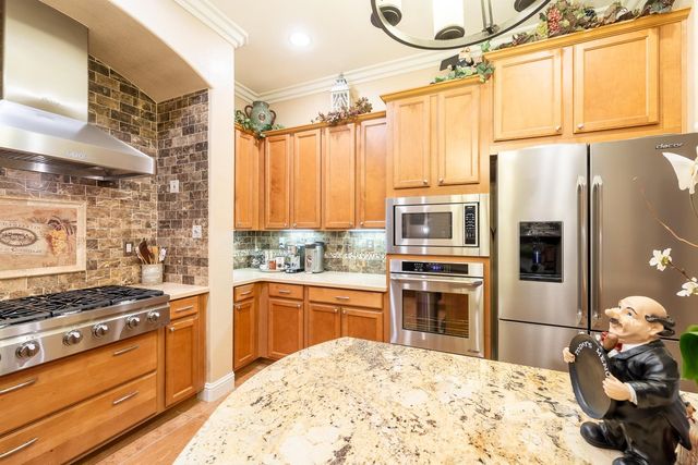 3750 Clubside Ln, Sacramento, CA 95835