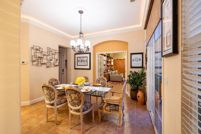 3750 Clubside Ln, Sacramento, CA 95835