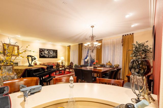 3750 Clubside Ln, Sacramento, CA 95835