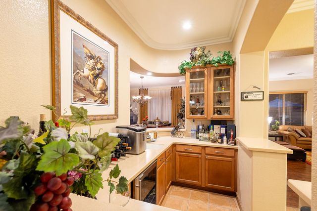 3750 Clubside Ln, Sacramento, CA 95835