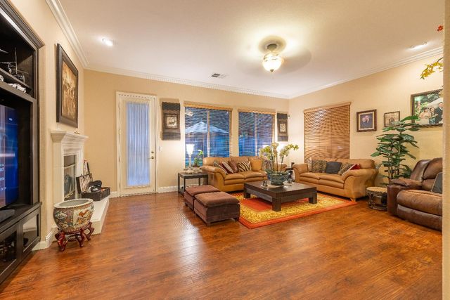 3750 Clubside Ln, Sacramento, CA 95835