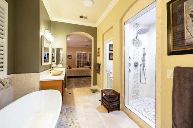 3750 Clubside Ln, Sacramento, CA 95835