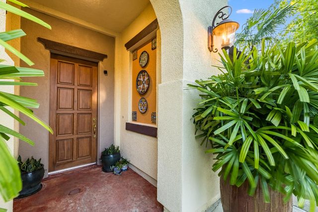 3750 Clubside Ln, Sacramento, CA 95835