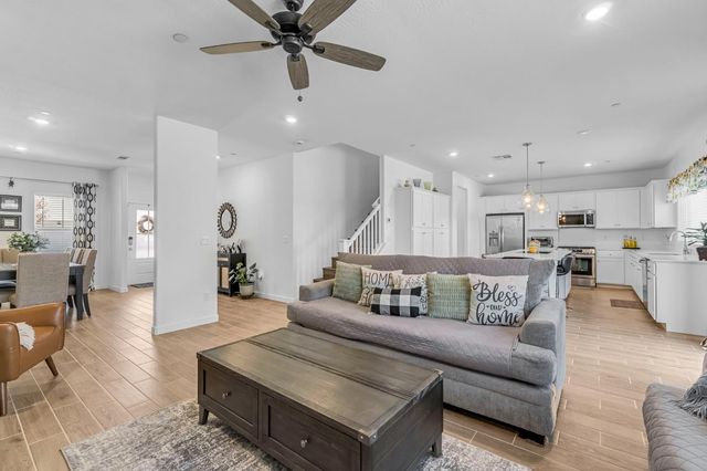 7232 E Cornell Avenue, Fresno, CA 93737